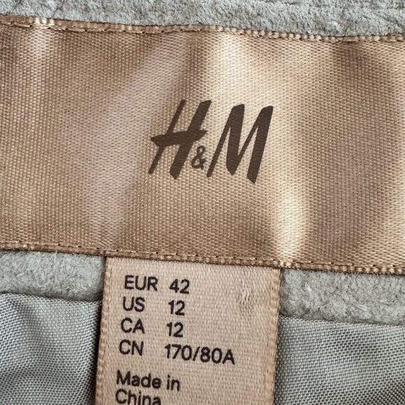 H&M suede shorts - Picture 4 of 8